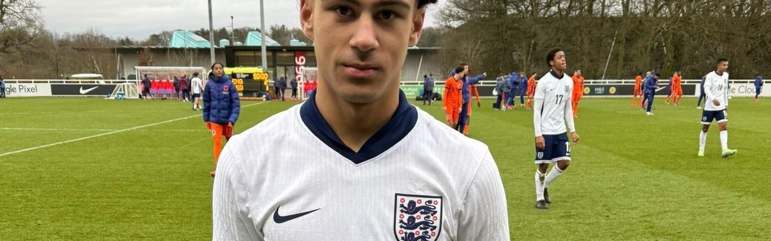 爱体育app-德甲球队队徽重制项目与设计变化