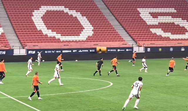 爱体育app-NBA火箭队历年夺冠历程与经典时刻回顾